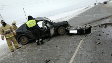 За минувшие сутки в Оренбургской области заметно осложнилась ситуация на автомобильных дорогах, произошло сразу несколько серьёзных ДТП