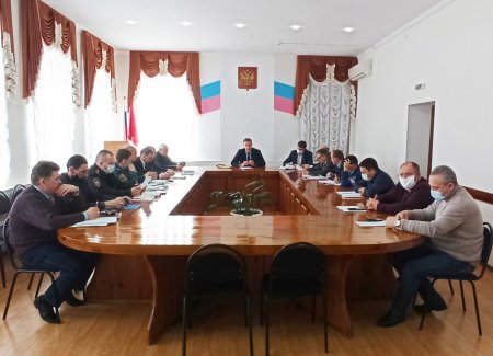 В администрации МО Абдулинский городской округ состоялось очередное заседание Комиссии по предупреждению и ликвидации чрезвычайных ситуаций и обеспечению пожарной безопасности (КЧС и ОПБ)