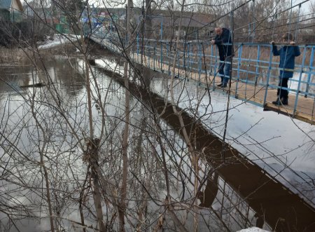 По состоянию на 09:00 местного времени 12.04.2021 г. в Абдулинском городскои округе уровень воды в реке Тирис увеличился на 50 см