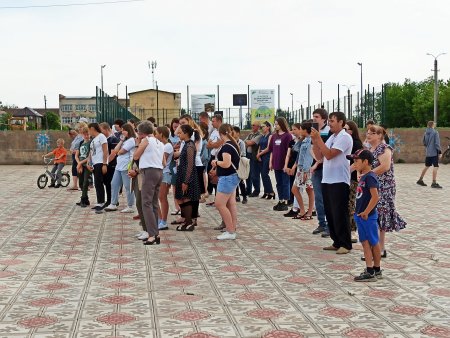 В сквере по улице Красноармейская состоялся открытый концерт