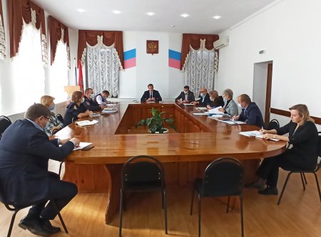 27 сентября, глава муниципального образования Денис Павлов провёл очередное расширенное аппаратное совещание