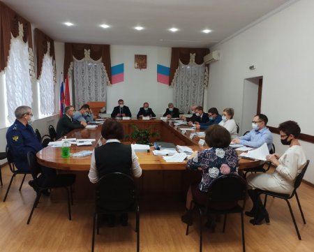 28 октября, состоялось 14-е заседание Совета депутатов муниципального образования Абдулинский городской округ