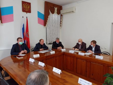 24 января, состоялось 17-е внеочередное заседание Совета депутатов МО Абдулинский городской округ второго созыва.