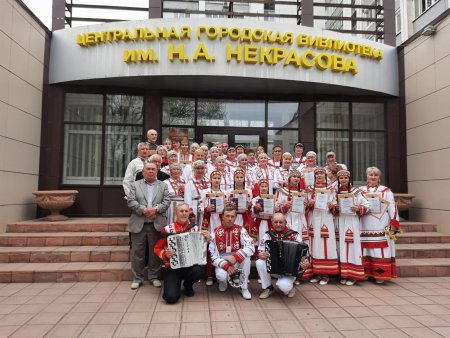 Народная вокальная группа "Лейся, песня" Артемьевского ДНТ приняла участие в празднике, посвящённом Дню чувашского языка.