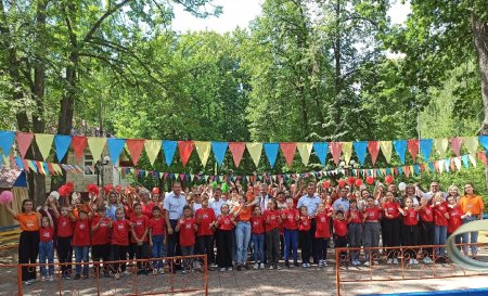 Детский оздоровительный лагерь «Орлёнок» в селе Покровка Абдулинского городского округа отметил 65-летний юбилей.