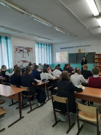 В рамках операции «Дети России - 2022» полицейские Абдулино  провели профилактические беседы со школьниками