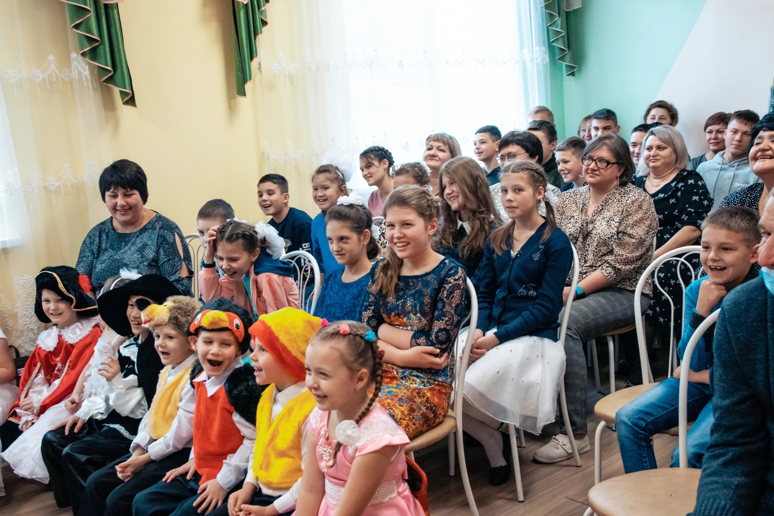 Настоящую новогоднюю сказку сотворили в стенах Абдулинского детского дома  его талантливые сотрудники и воспитанники » Новости Абдулино