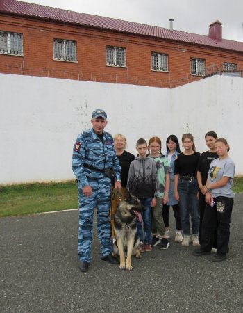 Воспитанники Детского дома побывали на экскурсии в отделе полиции