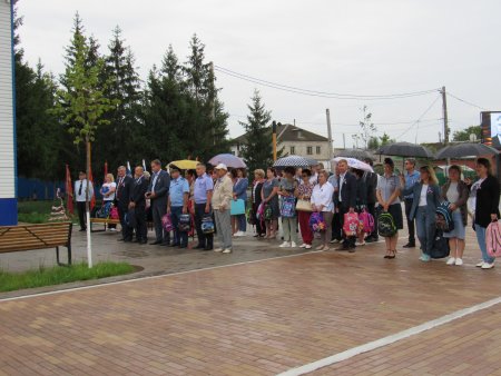 Сотрудники полиции Абдулино приняли участие в торжественном вручении паспорта  гражданина РФ и благотворительной акции