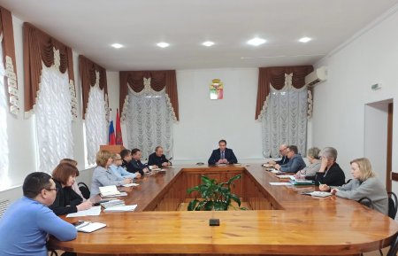 13 ноября, глава муниципального образования Денис Павлов провёл очередное расширенное аппаратное совещание