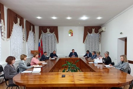 28 ноября, глава муниципального образования Денис Павлов провёл очередное расширенное аппаратное совещание