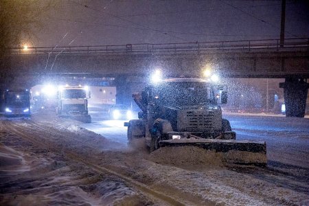 ГУ МЧС по Оренбургской области предупреждает о метели, гололёде и ветре