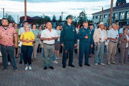 В канун Дня памяти и скорби, вечером 21 июня, в городе Абдулино прошли две памятные акции - «Свеча памяти» и «Огненные картины войны»